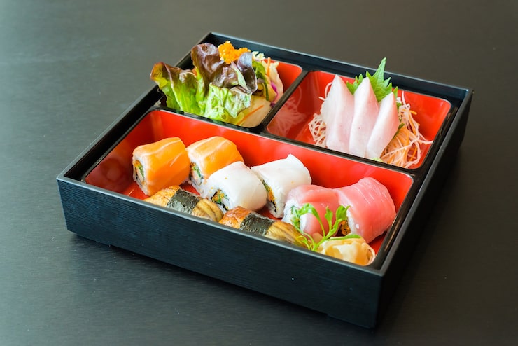 特大和一段 2～3人前婦人画報のおせち: おせちスイーツ・グルメ・ギフトの通販は 婦人画報のお取り寄せFUJINGAHO SHOP