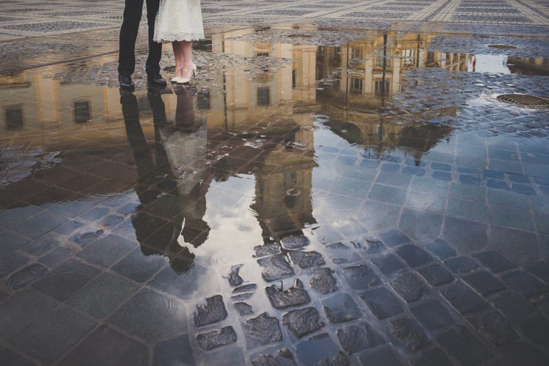 いま流行中！「水合わせの儀」をアレンジした結婚式の新演出