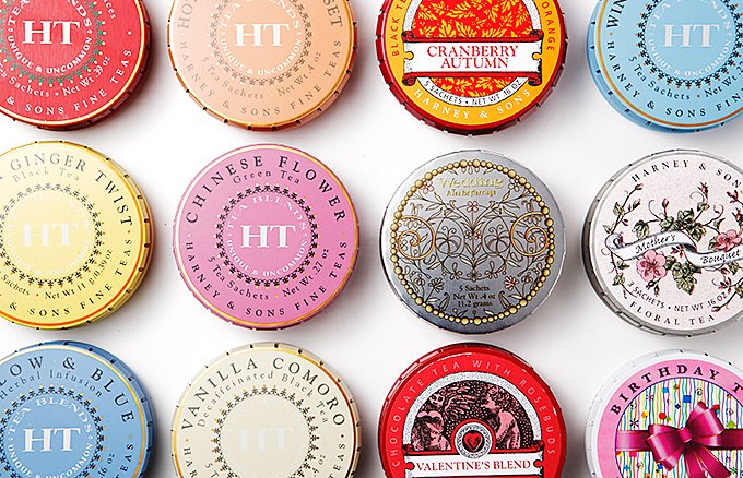 ディズニーでのサプライズ15選！誕生日&記念日に！彼氏彼女・友達にプレゼントしよう