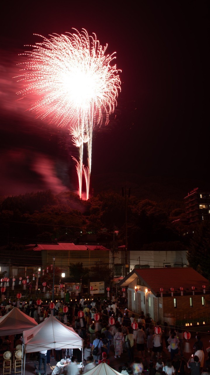 那須高原りんどう湖ファミリー牧場 栃木『 第31回りんどう湖花火大会 』 追加開催決定！！ □開催日程 10月12日 日□チケット購入サイト： https:www.asoview.com channel tickets VLuRP9SVfb□開催時間18時30分～19時00分Instagram