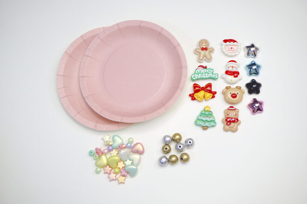 保育園幼稚園 紙皿クリスマスリース製作アイデア作り方10選 1歳児、2歳児、3歳児、4歳児、5歳児男性保育士あつみ先生の保育日誌 おすすめ絵本と制作アイデア