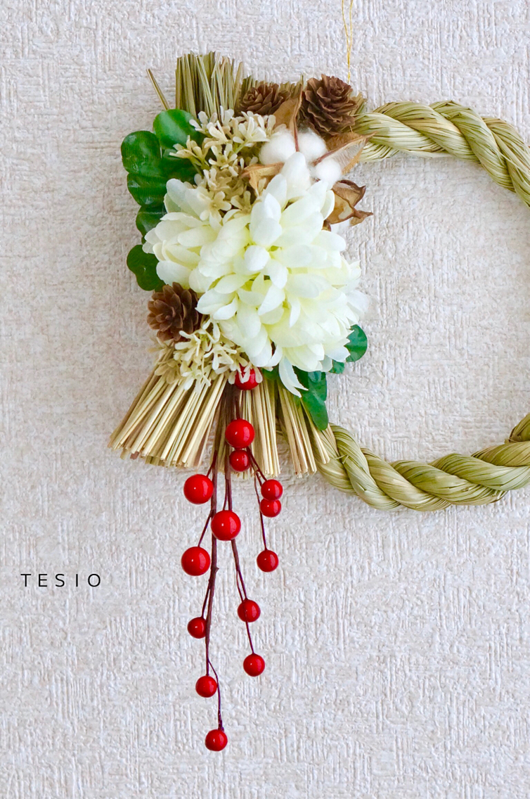 100均DIY しめ縄の作り方 セリアとダイソーの材料で作るしめ縄 しめ縄リース しめ縄飾りの作り方 しめ縄手作り お正月飾り