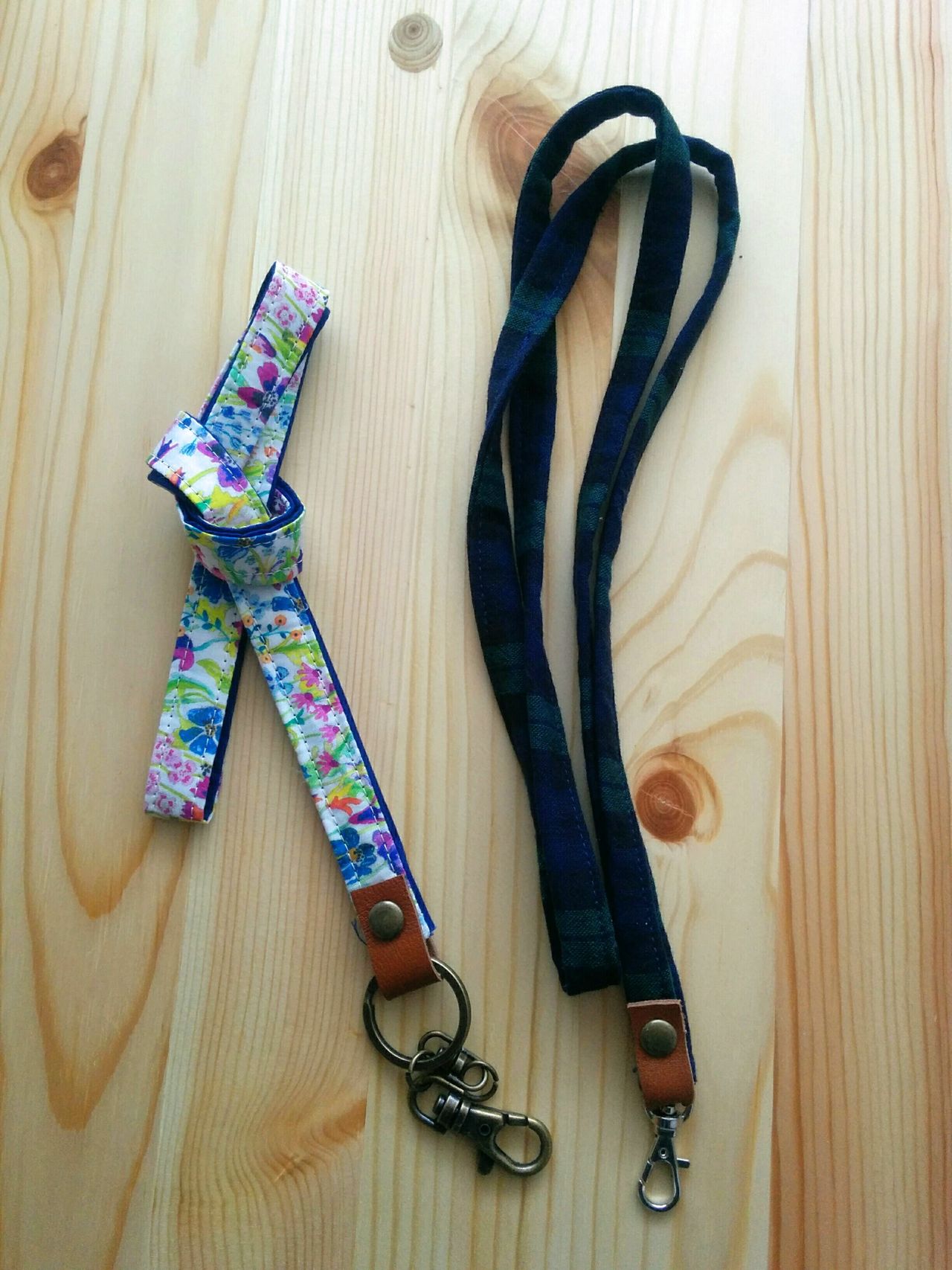 手作りストラップの作り方│ビーズやミサンガなど人気17作品ぬくもり