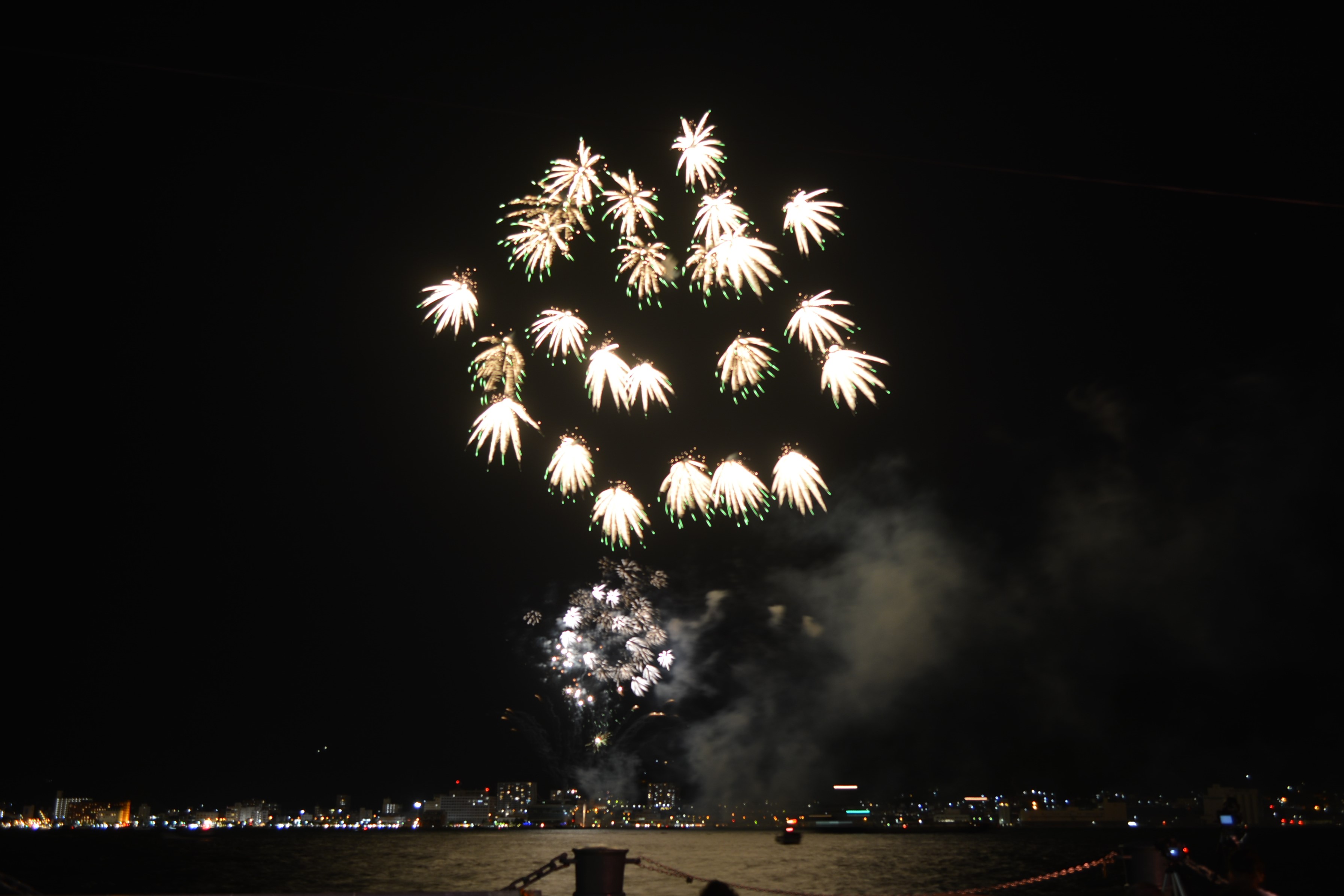 関門海峡花火大会 写真素材5969696無料 - フォトライブラリ