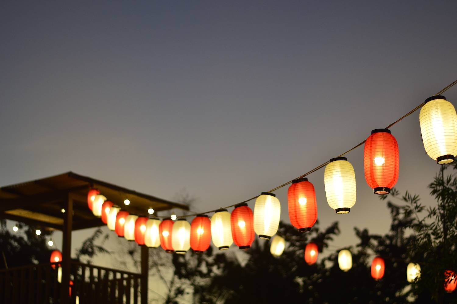 大阪府の屋台のある夏祭り2025 - 夏休みおでかけガイド2025