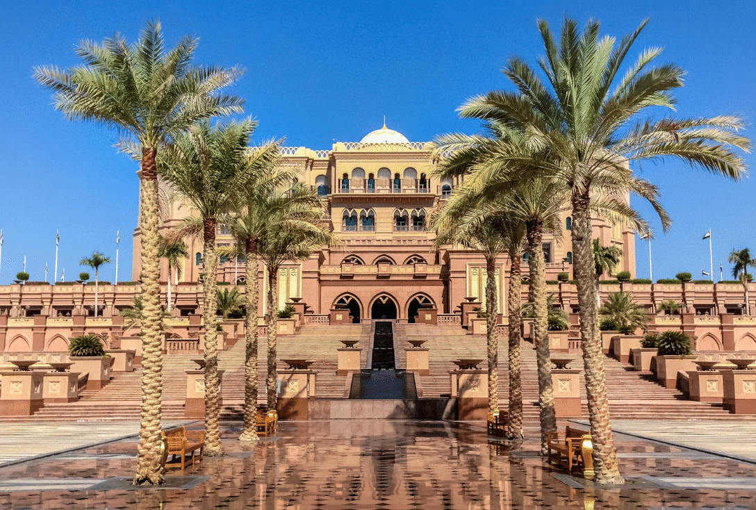 エミレーツパレスホテル⑥夜カナーシャかなりん地味ＯＬ