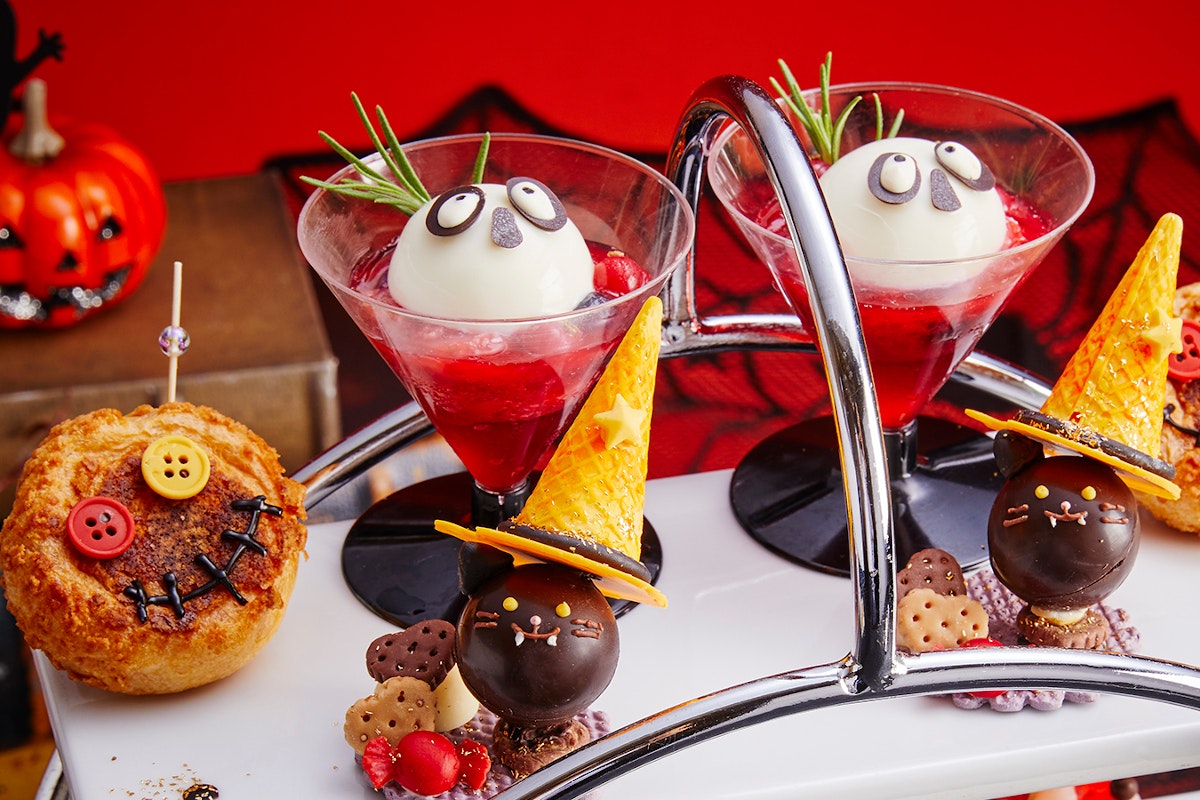 銀座の名店の「苺ミルフィーユ」も再現！大人女子のための特別なハロウィンアフタヌーンティー1 1女性セブンプラス