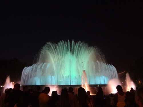 840点を超えるマジカ噴水のストックフォト、写真、そしてロイヤリティフリーの画像 - iStock