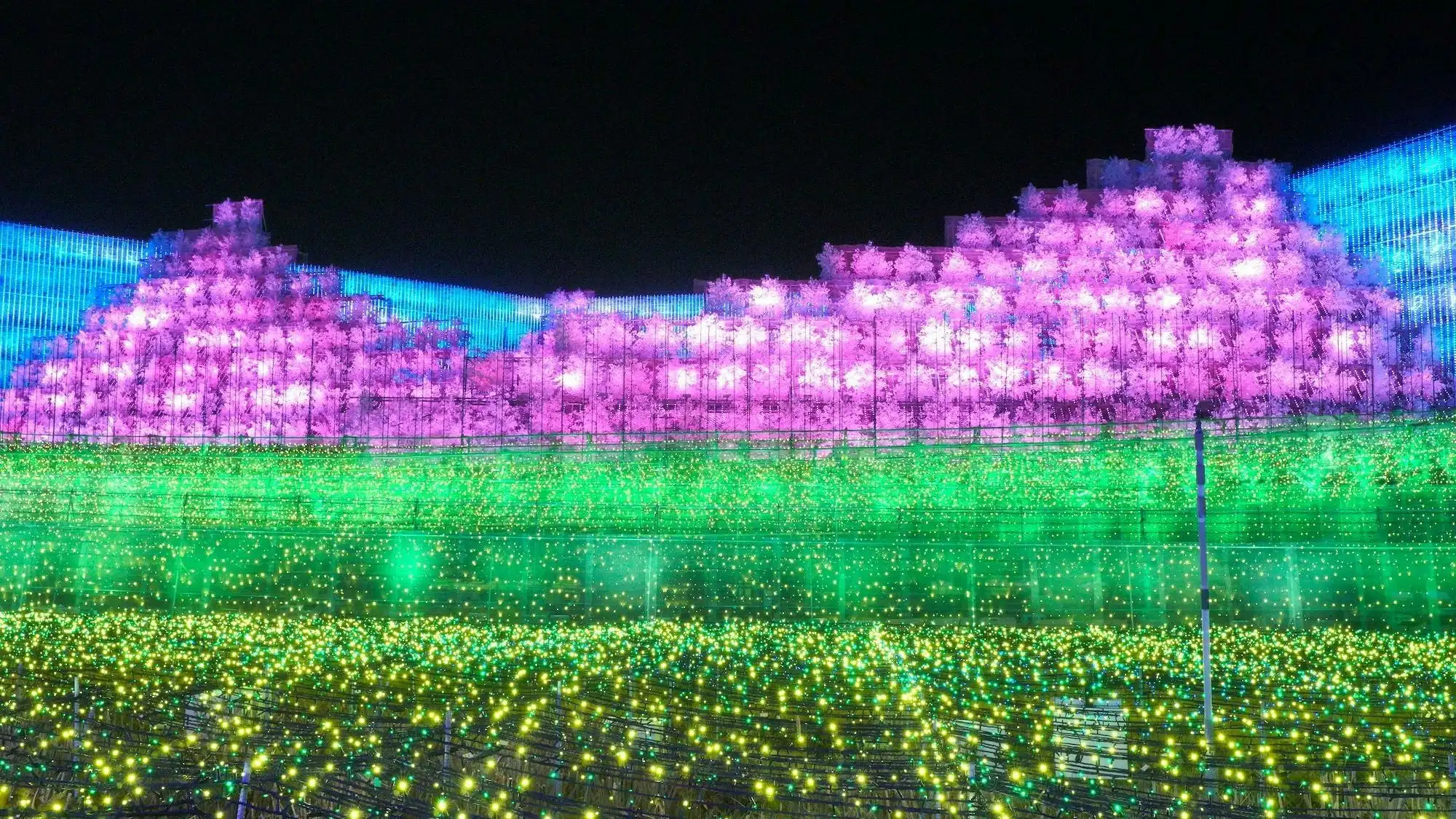 圧倒的な光の世界で奇跡の体験！なばなの里イルミネーションが今年も開催ウォーカープラス