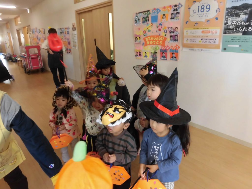 コスプレ キッズ こども 海賊 ハロウィン キッズキャプテン 男の子 100cm 140cm レッドクリアストーン– Party Cityキッズ店