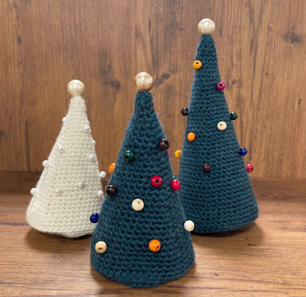 100 均 クリスマスツリー 手作り 毛糸TikTok