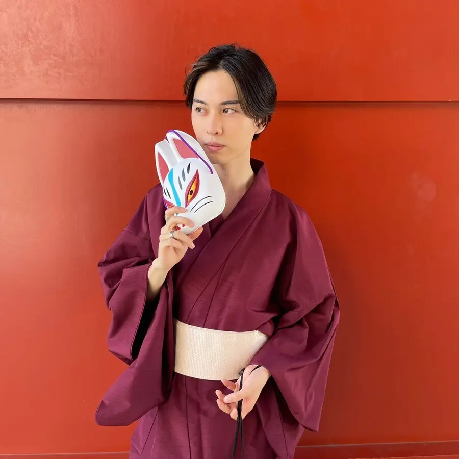 彼女が浴衣で彼氏が私服なのはおかしい？お祭り・花火大会におすすめの服装とはメンズファッション通販 MENZ-STYLE メンズスタイル