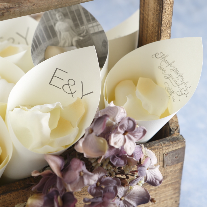 フラワーシャワーもおしゃれに演出できる！ ワンランク上のフラワーシャワーって？ピア花－PIAHANA－