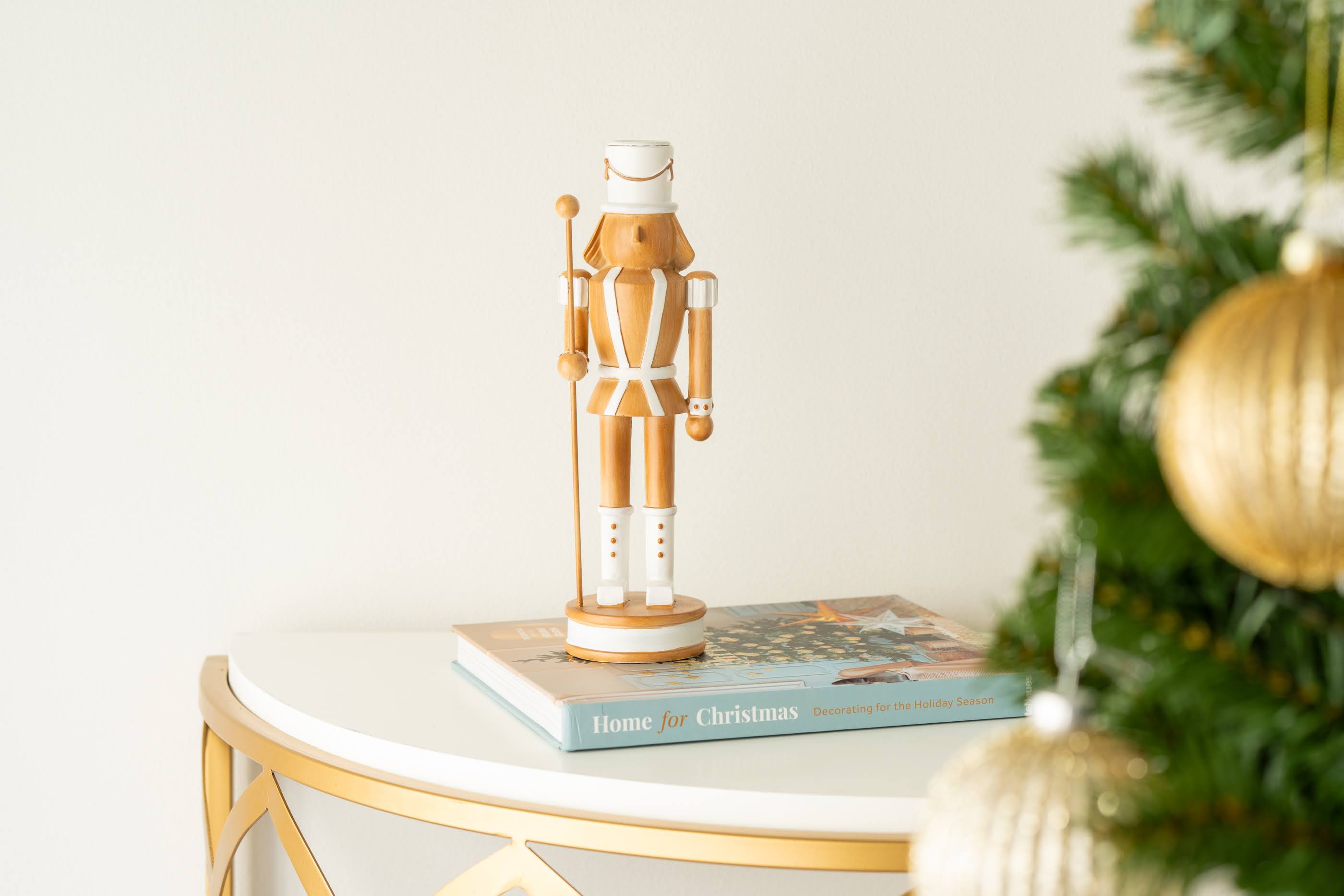 ナットクラッカー クリスマス デコレーション,塗装されたナットクラッカー 人形 シェルフ デコレーション - 木製のクリスマス 飾り ナッツクラッカーオルゴールドームフィギュアクリスマスハルモニアHARMONIER 2025ギフトギフト プレゼントのMOO:D MARK by ISETAN