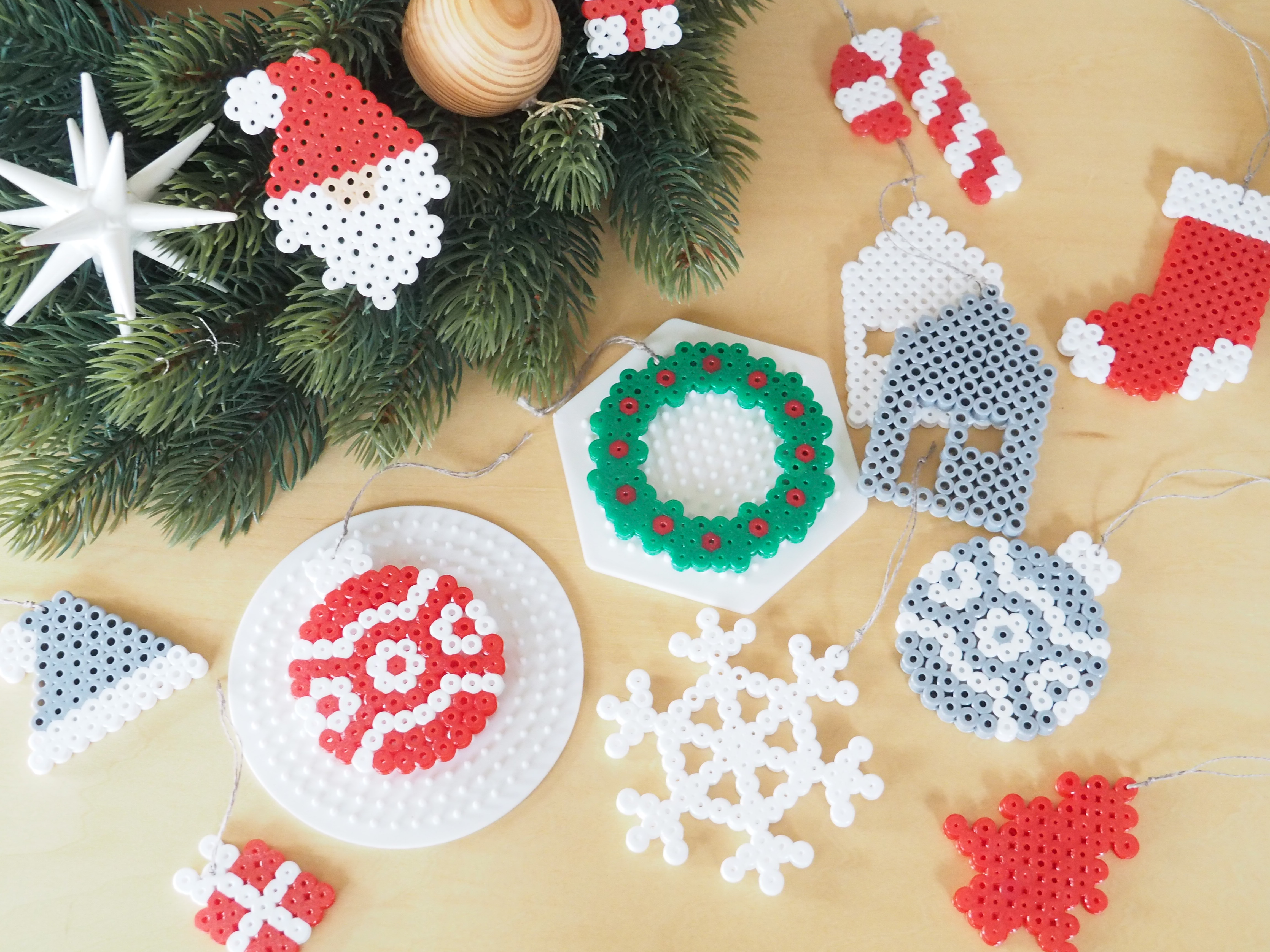 アイロンビーズ図案・小さめ・イベント・季節 冬・クリスマスオーナメント③手作りしてみたよ♪