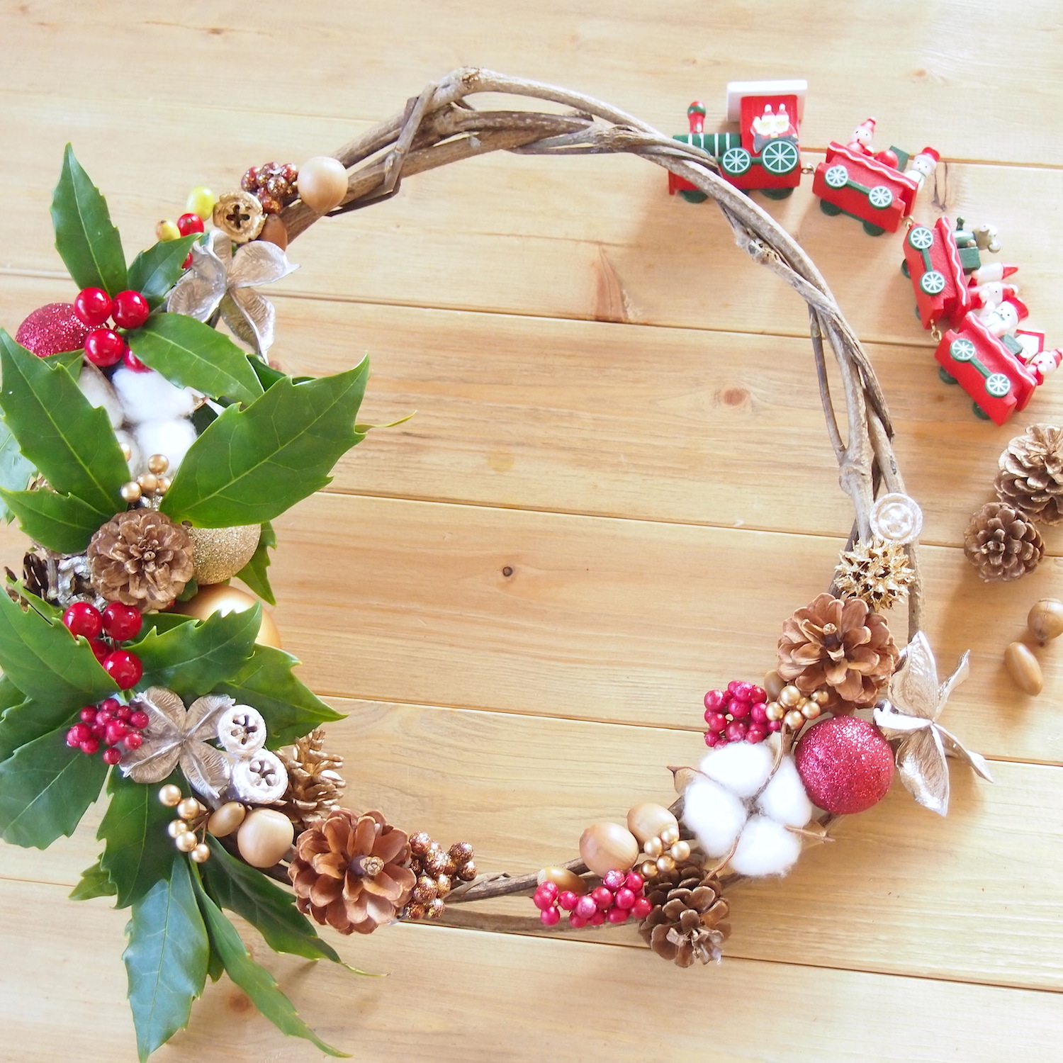 クリスマスツリー製作せいさくっと