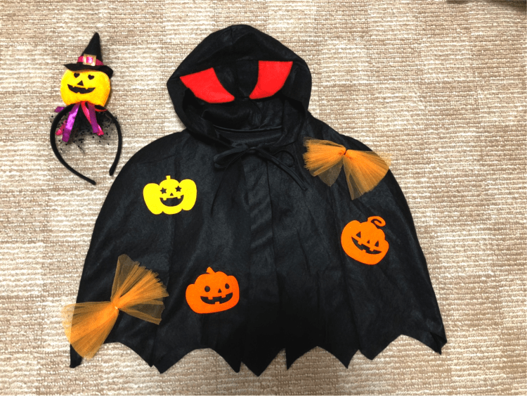 手作りハロウィングッズ １枚着るだけで仮装が完成！とんがりフードの魔女マントの作り方nunocoto fabric