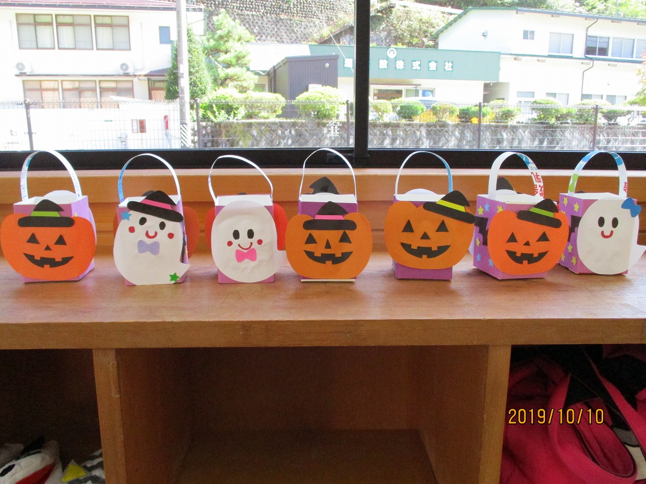 みんなのハロウィン製作アイデア〜カボチャやコウモリ、色んなおばけ20選〜保育と遊びのプラットフォーム ほいくる