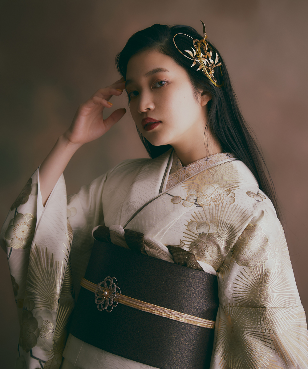 506w2〇引き振袖 金糸 銀糸 地紋 鶴 梅 掛下〇状態良好 結婚式