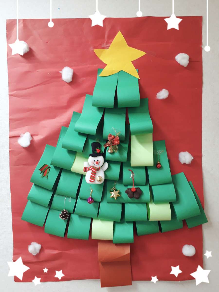 クリスマスツリー作り聖徳園 高齢者在宅事業ブログ