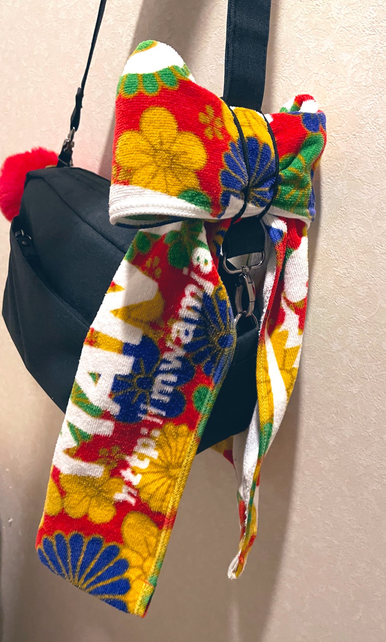 タオルリボン Xで話題沸騰！フェスやライブに欠かせない「タオル」をリボンにするアイデアがキュートすぎる - isuta イスタ-私の“好き”にウソをつかない