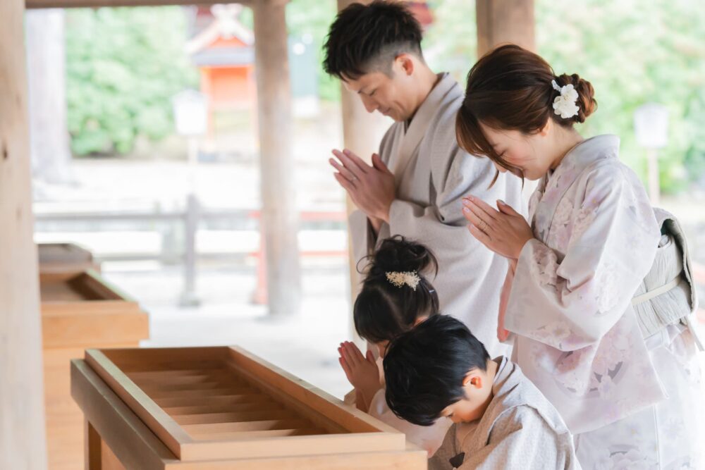 お宮参りは大安じゃなきゃだめ？仏滅はNG？縁起のいい日とは？大阪でニューボーンフォト・新生児赤ちゃんベビー出張写真撮影ならスタジオTO-WA