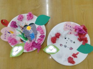 母の日の製作③つばさ保育園上新庄のコーナン前にある小規模保育園