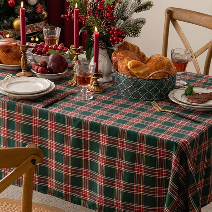 Christmas Collection 2022」クリスマスを彩るタータンチェック柄アイテムが登場！ファミリア公式サイト