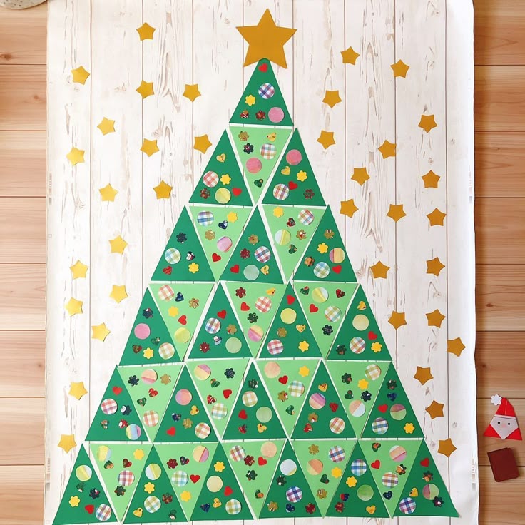 壁面飾り ミニクリスマスツリー10枚 保育園フリマアプリ ラクマ