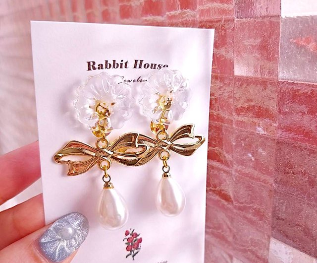 クリスマスモチーフのイヤリング イヤリング・ノンホールピアス AMSハンドメイド 通販 14931747Creema クリーマ