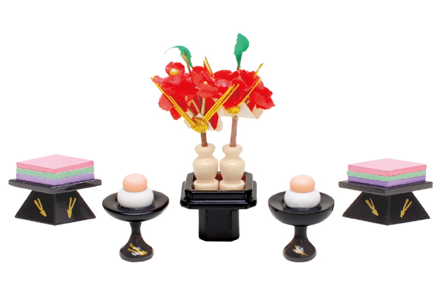 御殿飾りお人形5人と飾り 道具付き 雛人形 菱餅