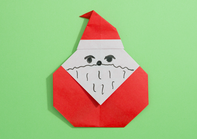 折り紙 サンタクロースの折り方保育士を応援する情報サイト 保育と暮らしをすこやかに ほいくらし
