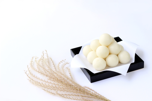 色も形もいろいろ！月見団子キッテオッテ - 10分でつくる、創造力