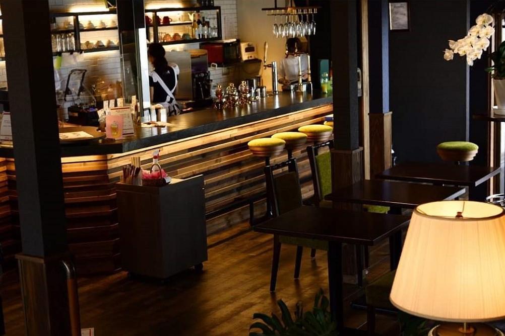 お店 JAZZとレトロな雰囲気が魅力。「昭和モダン珈琲 茶楽音。」ぽけろーかる 公式観光スポット記事