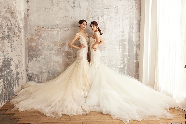 リマインドウェディングという言葉をご存知ですか。初めて聞く言葉と思いますが、これはいままで日本にはなかった素敵な文化です。簡単にいえば｢結婚を再確認する」ということ。 韓国では、3年、5年、10年とか結婚後の記念日に、もう一度ウェディングドレスを着て家族