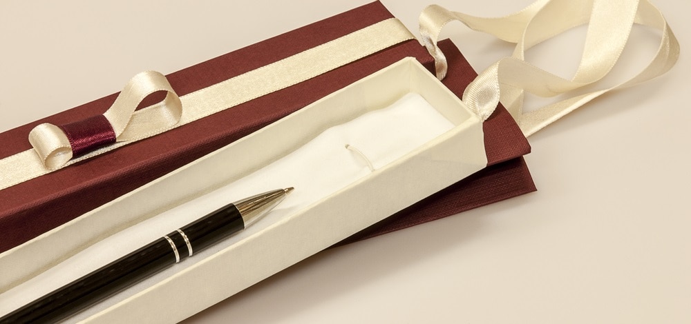 結婚式受付 お礼の金額の相場は？現金以外におすすめのプレゼントも紹介