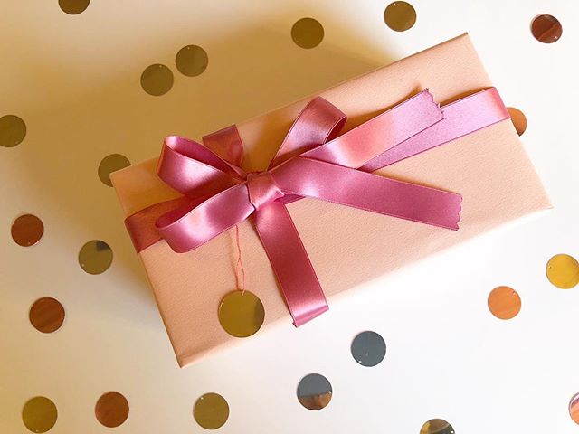 ホワイトデーにおすすめのお返しプレゼントとラッピング 女性のファッションタイプ別診断紙袋とラッピングのパックマート 公式通販サイト PACKMART by bellbe