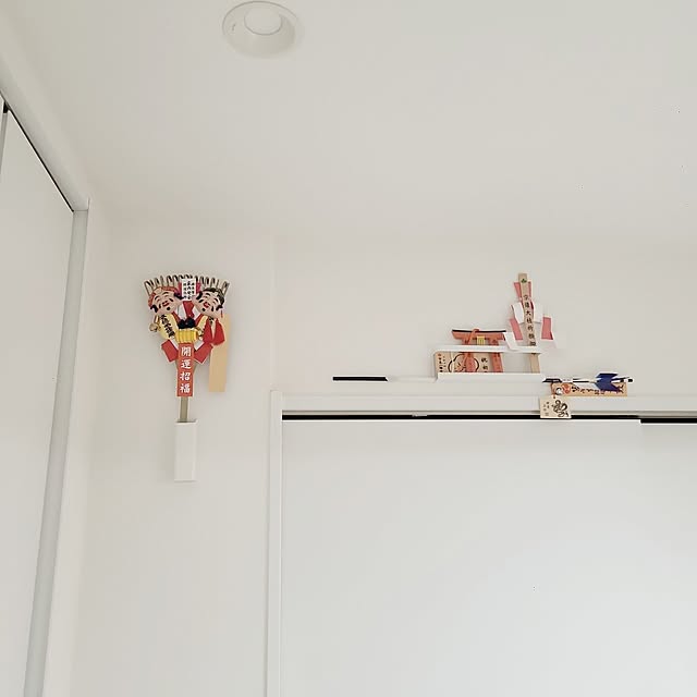 楽天市場特典付き熊手＆福笹ホルダー タワー山崎実業 tower 熊手 福笹 収納 正月飾り 神社 酉の市 縁起物 破魔矢 収納ホルダー ドライフラワー 壁掛け 収納 七夕 笹 壁面収納 北欧 おしゃれ モノトーン yamazaki ホワイト ブラック 5292 5293ポイント5倍: