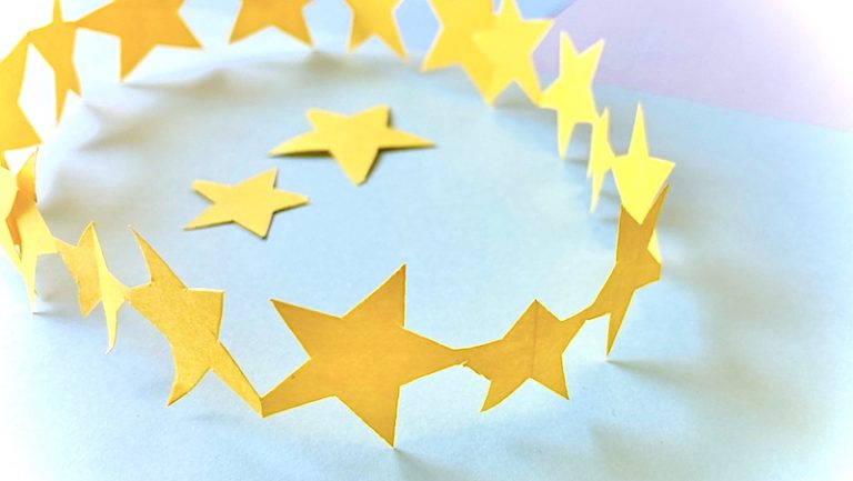 動画あり 七夕の飾りにもつかえる！ 折り紙 でつくる『星』幼保就活教えてinfo+