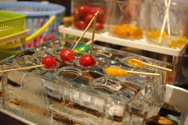 LINEリサーチ 好きな屋台の食べ物は「たこ焼き」「焼きそば」が上位にランクイン、年代別では違いがみられる結果にLINE株式会社のプレスリリース