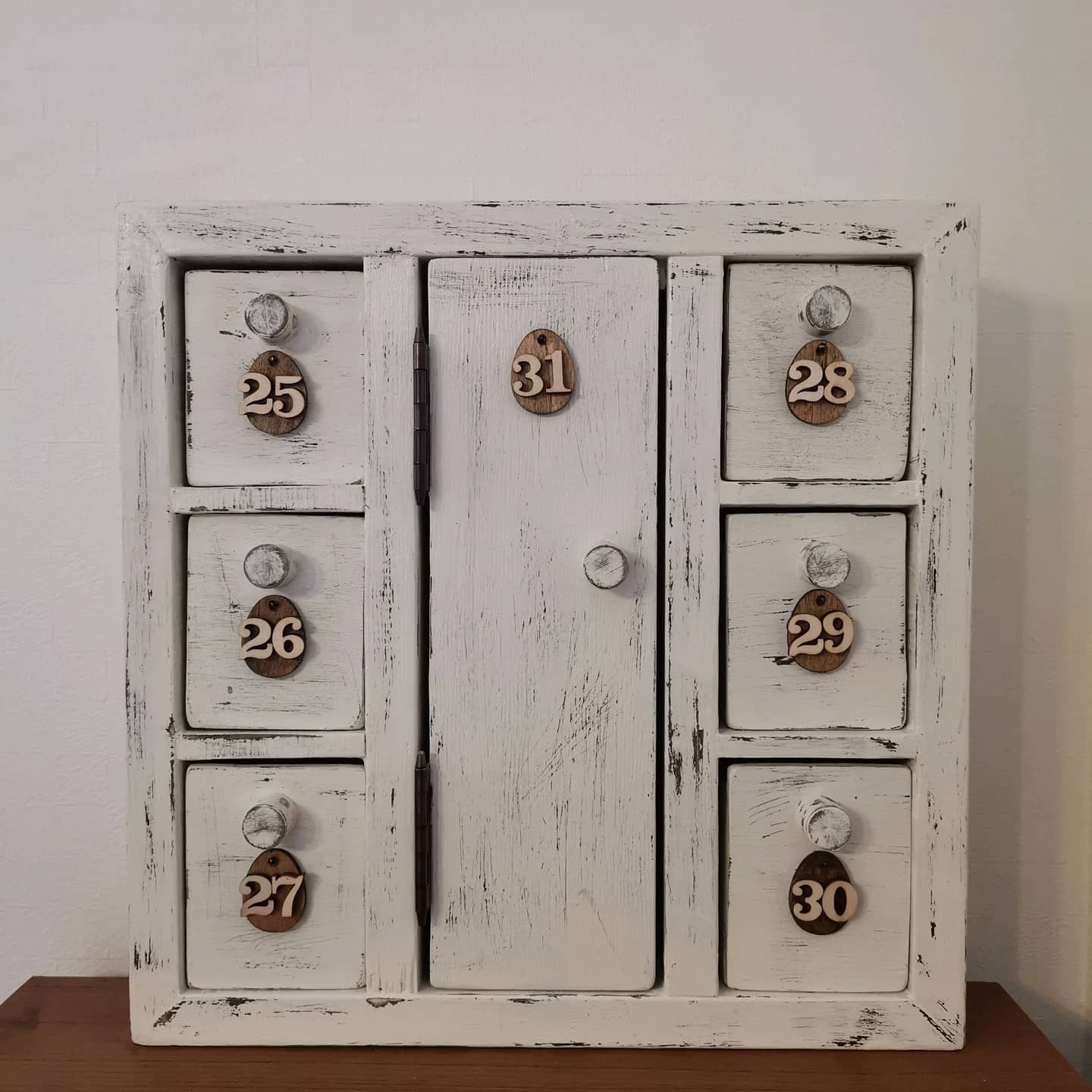 Amazon.co.jp: WOWの誕生日カウントダウンカレンダー : おもちゃ