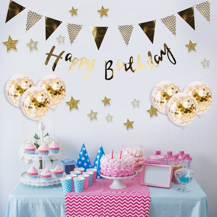 お誕生日サプライズ！ ホテルのお部屋にバルーンデコレーション💖 彼女さまから彼氏さまに向けたサプライズプレゼントです。お2人がディナーで外出中にこっそり飾り付け🎀お部屋から見える東京タワーがとっても綺麗でロマンチックです！ ブルーのグラデーションで大人っ