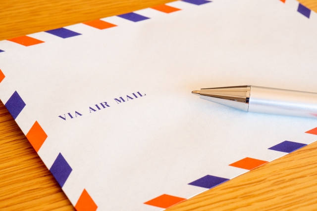 ハガキ 横 英語の暑中お見舞い：イラスト無料