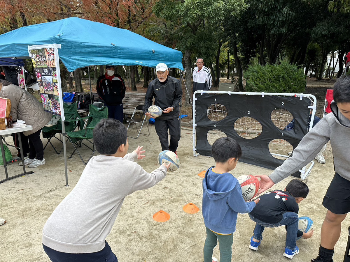大井戸公園のバラの見ごろやバラまつりとバラ園情報バラ園案内 バラの見ごろと開花状況