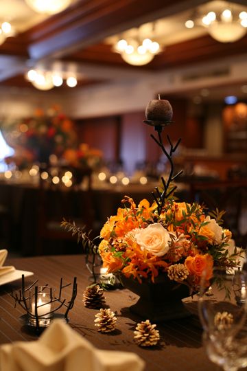 結婚式の会場装花～優しいオレンジ色 ザキャナル～しあわせはこび隊 ポポの活動日記