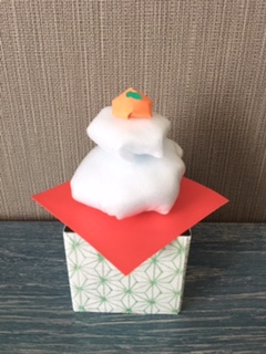 5才と簡単おうち遊び！すぐできる正月飾りの工作3選 - ワーママのための子育て情報WEBマガジン karafuru からふる