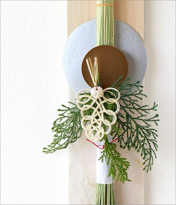 結納品リメイク！お正月ミニリース,お客様のご要望から作りはじめたミニサイズの水引リースです。ご両家にご新居に思い出の水引飾りをお正月飾りにリメイクしてお飾り頂けます。,結納水引結納品婚約記念品リメイク結納品リメイク結納リメイク水引リースお正月飾りまごころ結納本舗中島商店