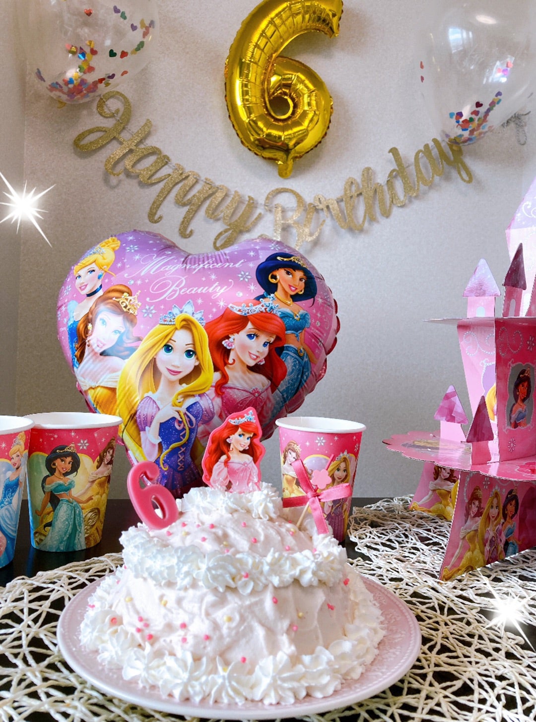 ダイソー誕生日&パーティーグッズ全商品まとめ‼️飾り付け使用例も🥳 ２年前に投稿したダイソーの誕生日パーティーグッズを最新版にリライトしましたよ🌟 ✓フィルムバルーン&ヘリウムガスバルーン🎈 ✓風船やバルーンアート風船 ✓ガーランドやオーナメント ✓ペーパー