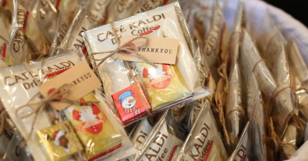 プチギフト 1000円40個単位 クッカル 片手プレート 結婚式 引き出物 人気 キッチン用品 プレゼント おしゃれ ノベルティ 小ロ モモフク