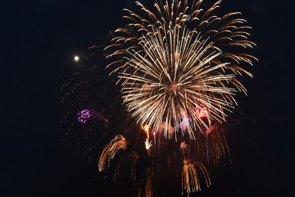 赤いスカイラインシルエットイラスト付きカナダデイ花火イラスト素材透過、PNGフリー画像ダウンロード - Pngtree